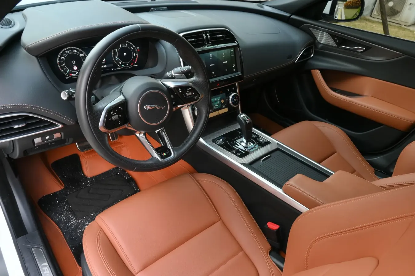 2024 Jaguar XEL 2.0T 250HP L4 8AT,autocango,china used car exporter,china ev exporter,chinese used car exporter,chinese used ev exporter