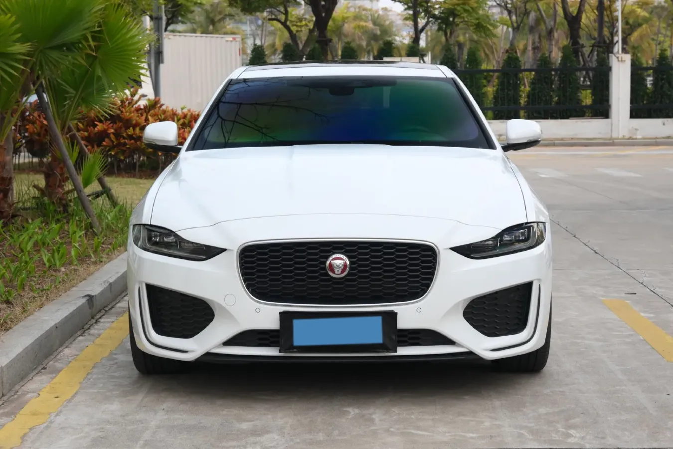 2024 Jaguar XEL 2.0T 250HP L4 8AT,autocango,china used car exporter,china ev exporter,chinese used car exporter,chinese used ev exporter