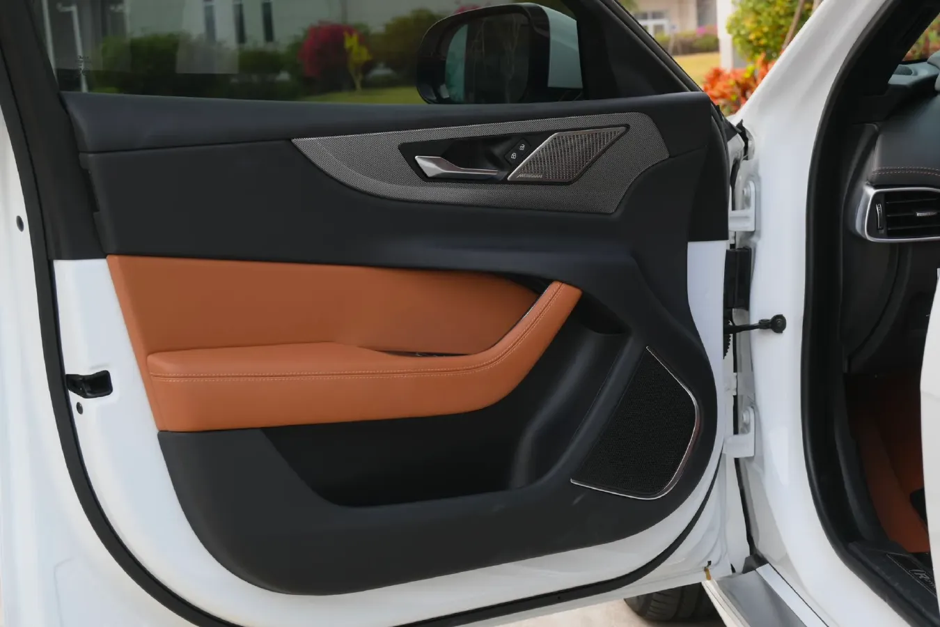 2024 Jaguar XEL 2.0T 250HP L4 8AT,autocango,china used car exporter,china ev exporter,chinese used car exporter,chinese used ev exporter