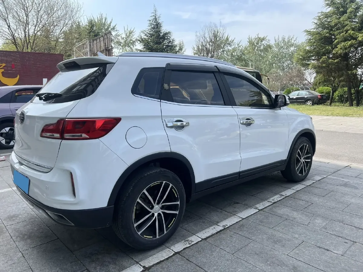 2018 Bestune X40 1.6L 114HP L4 6AT,autocango,china used car exporter,china ev exporter,chinese used car exporter,chinese used ev exporter