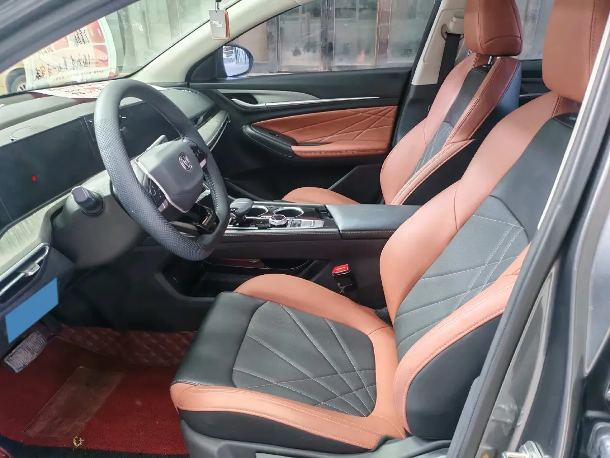 2023 ChangAn Eado 1.4T 160HP L4 7DCT,autocango,china used car exporter,china ev exporter,chinese used car exporter,chinese used ev exporter