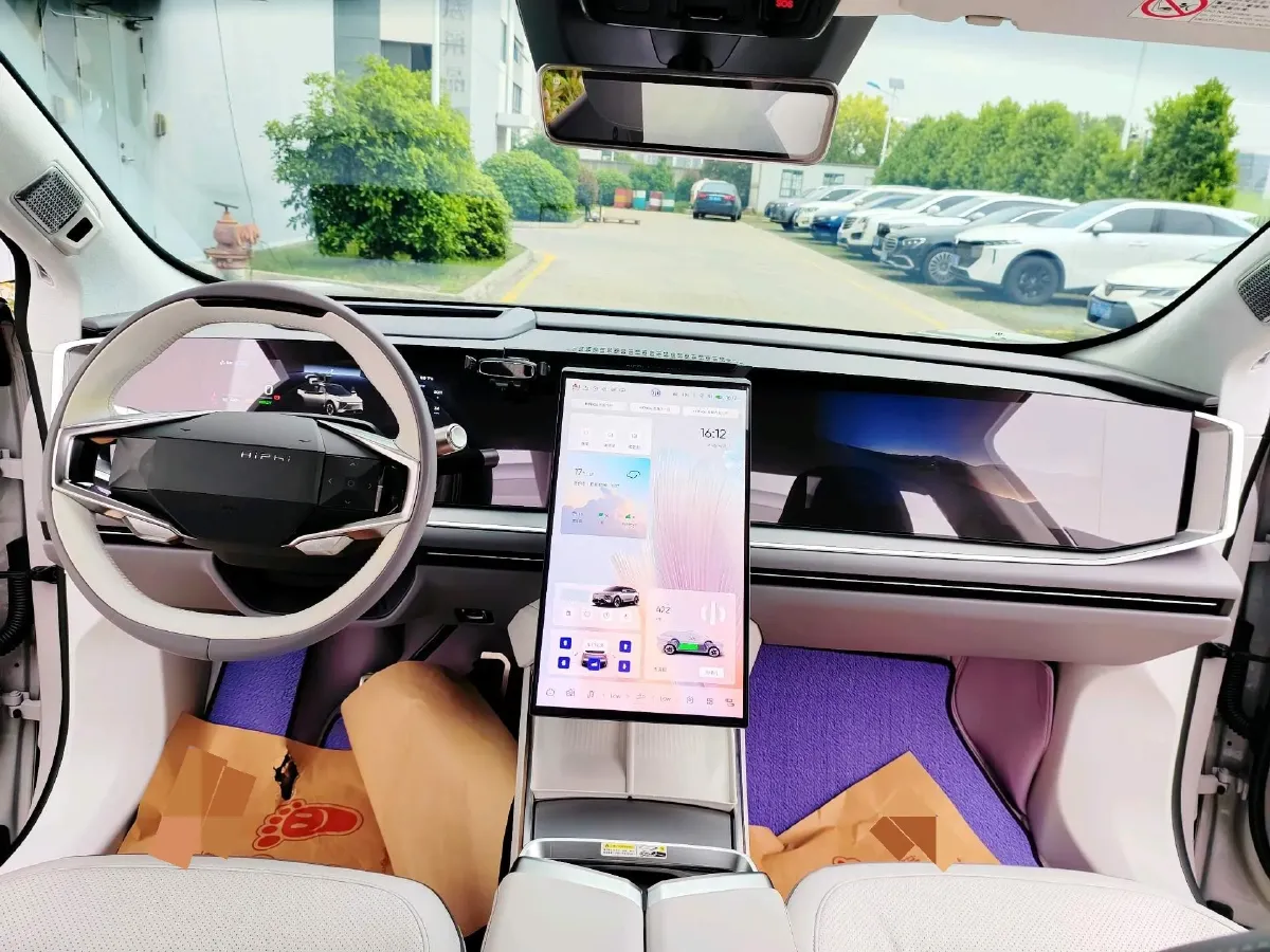 2023 HiPhi Y BEV 115KWH,autocango,china used car exporter,china ev exporter,chinese used car exporter,chinese used ev exporter