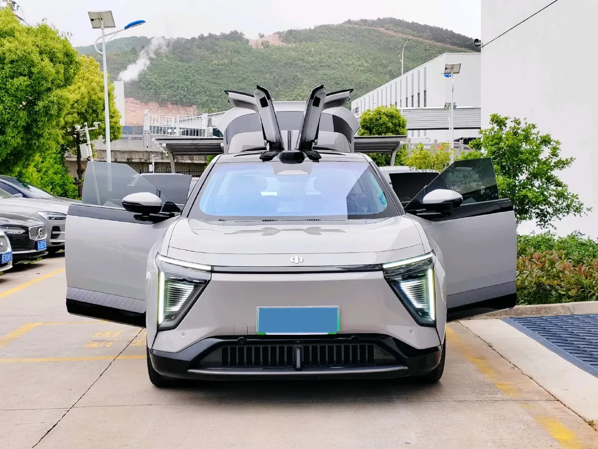 2023 HiPhi Y BEV 115KWH,autocango,china used car exporter,china ev exporter,chinese used car exporter,chinese used ev exporter
