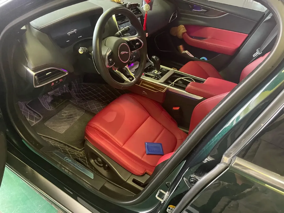 2023 Jaguar XEL 2.0T 250HP L4 8AT,autocango,china used car exporter,china ev exporter,chinese used car exporter,chinese used ev exporter