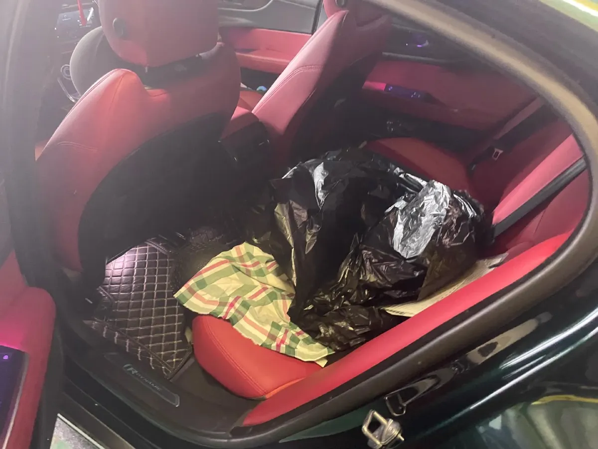 2023 Jaguar XEL 2.0T 250HP L4 8AT,autocango,china used car exporter,china ev exporter,chinese used car exporter,chinese used ev exporter