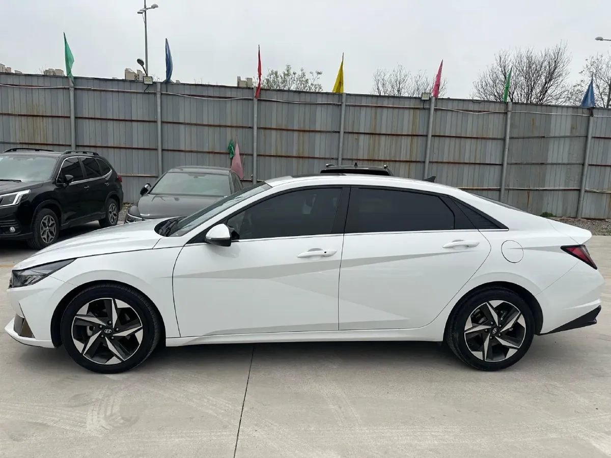 2023 Hyundai Elantra 1.5L 115HP L4 CVT,autocango,china used car exporter,china ev exporter,chinese used car exporter,chinese used ev exporter