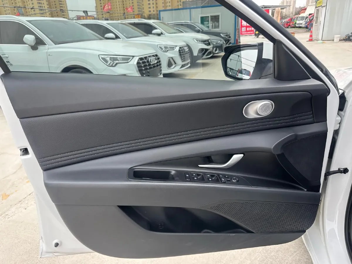 2023 Hyundai Elantra 1.5L 115HP L4 CVT,autocango,china used car exporter,china ev exporter,chinese used car exporter,chinese used ev exporter