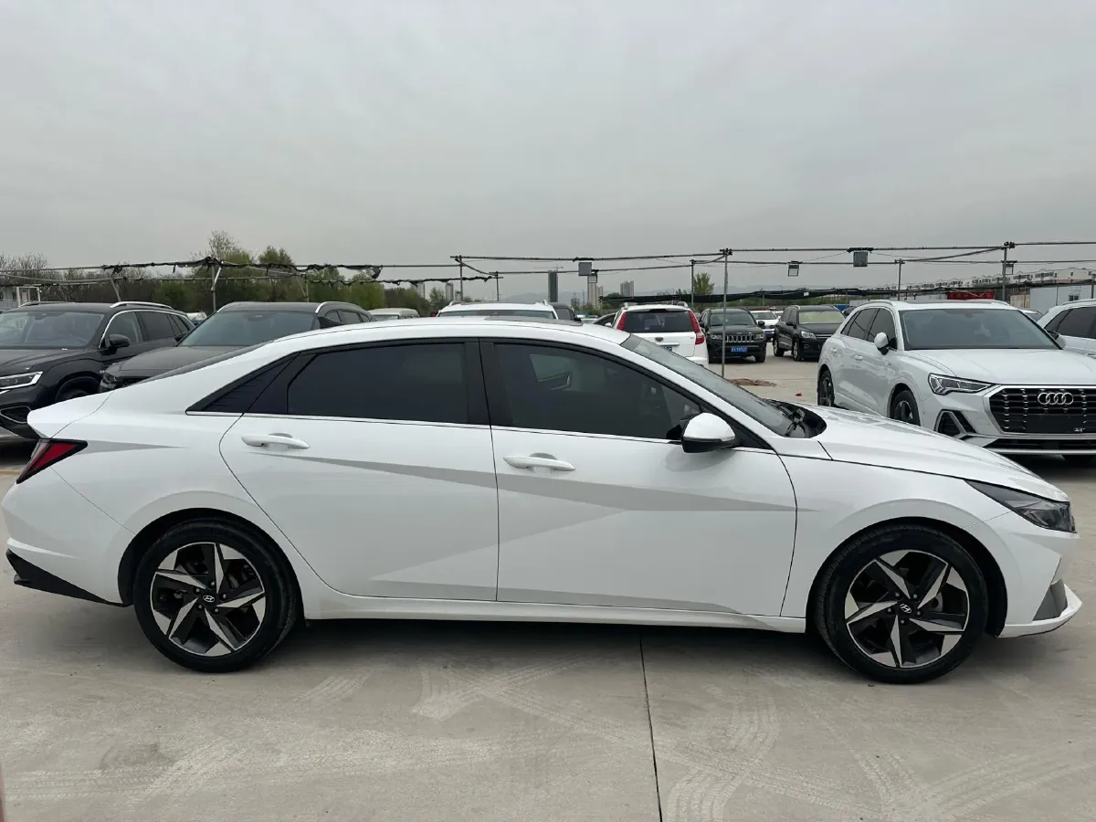 2023 Hyundai Elantra 1.5L 115HP L4 CVT,autocango,china used car exporter,china ev exporter,chinese used car exporter,chinese used ev exporter