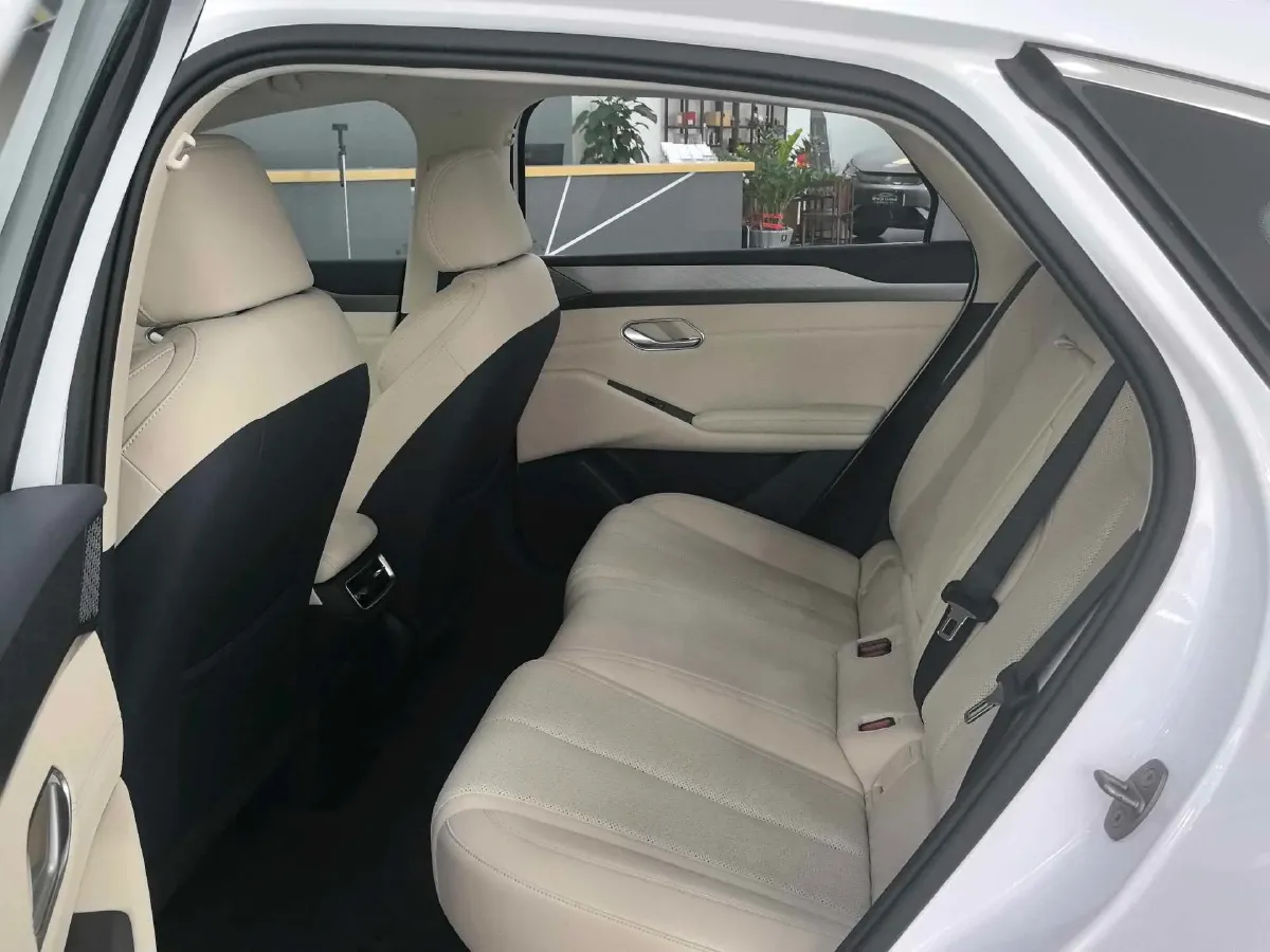 2025 BYD QinL BEV,autocango,china used car exporter,china ev exporter,chinese used car exporter,chinese used ev exporter