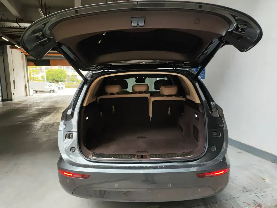 2024 Jaguar E-PACE 1.5T 200HP L3 8AT,autocango,china used car exporter,china ev exporter,chinese used car exporter,chinese used ev exporter