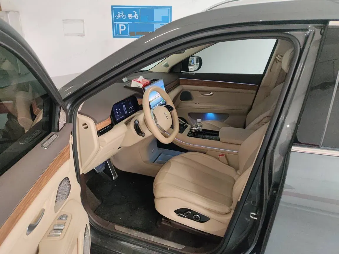 2024 Jaguar E-PACE 1.5T 200HP L3 8AT,autocango,china used car exporter,china ev exporter,chinese used car exporter,chinese used ev exporter