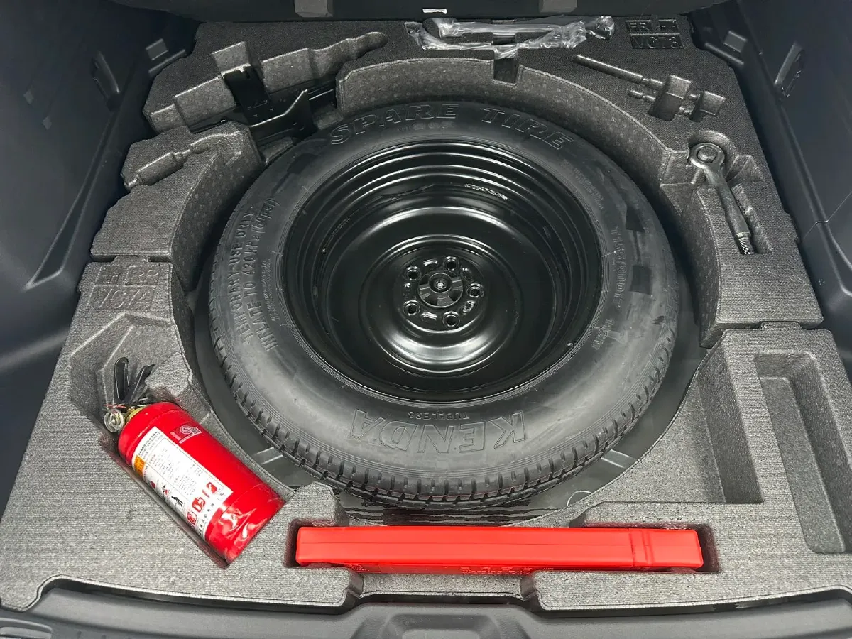 2023 Mazda CX-50 2.0L 155HP L4 6AT,autocango,china used car exporter,china ev exporter,chinese used car exporter,chinese used ev exporter