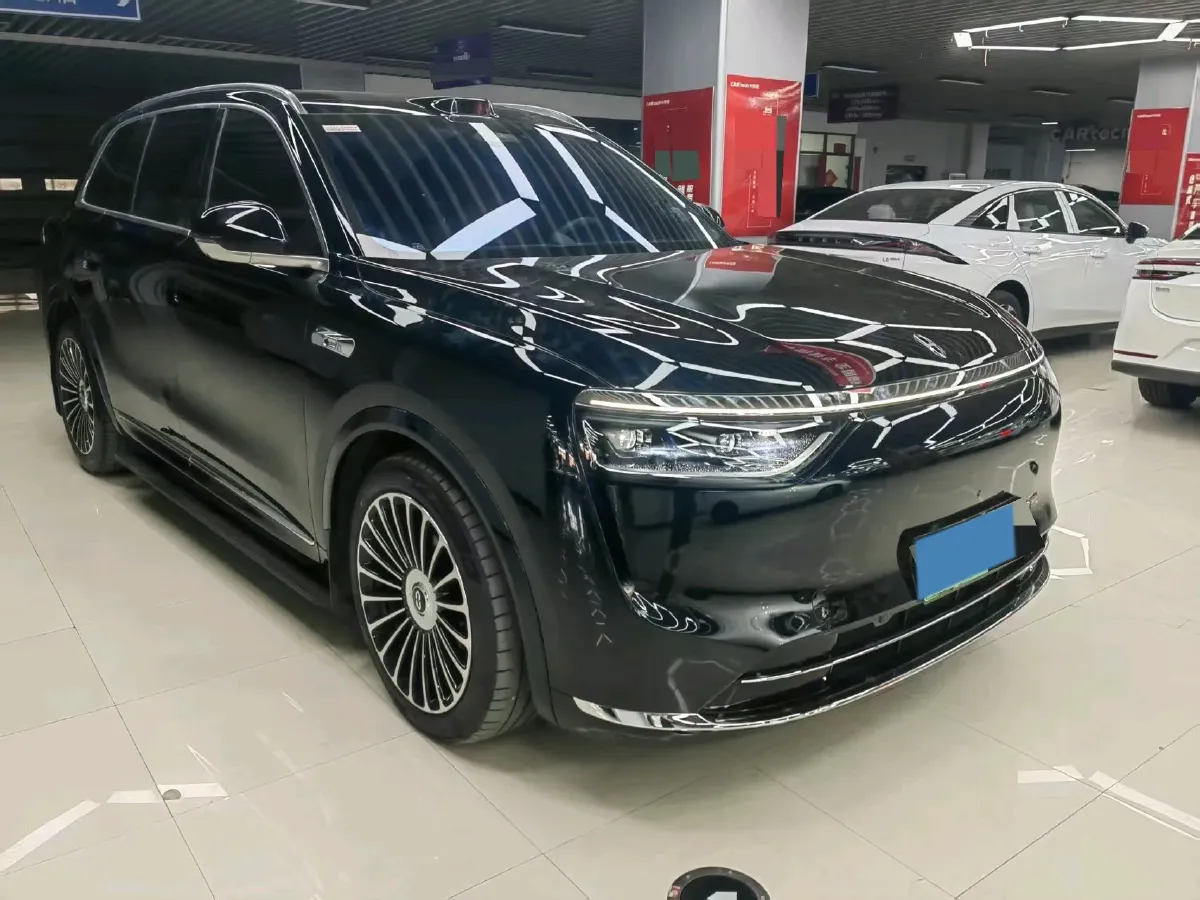 2025 AITO AITO M8 REEV 160HP REEV 53.4KWH,autocango,china used car exporter,china ev exporter,chinese used car exporter,chinese used ev exporter