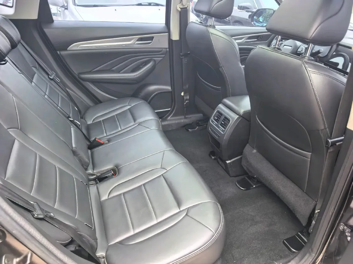 2019 Haval F7 1.5T 169HP L4 7DCT,autocango,china used car exporter,china ev exporter,chinese used car exporter,chinese used ev exporter