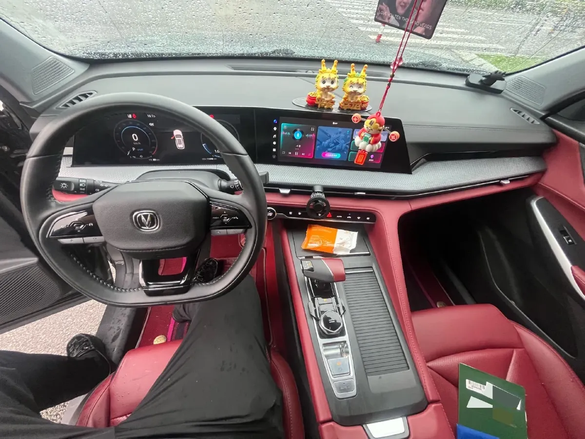 2022 ChangAn CS75 Plus 2.0T 233HP L4 8AT,autocango,china used car exporter,china ev exporter,chinese used car exporter,chinese used ev exporter