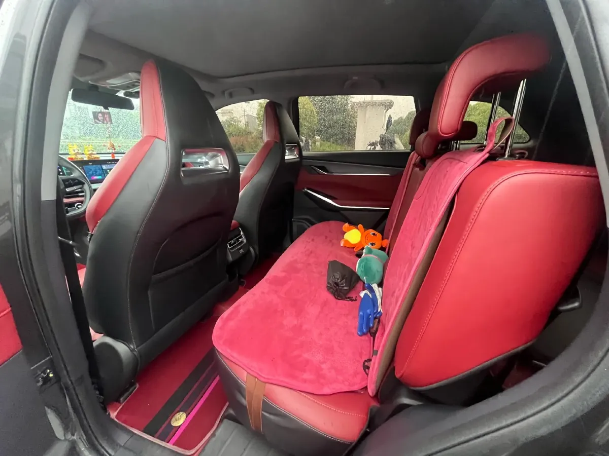 2022 ChangAn CS75 Plus 2.0T 233HP L4 8AT,autocango,china used car exporter,china ev exporter,chinese used car exporter,chinese used ev exporter