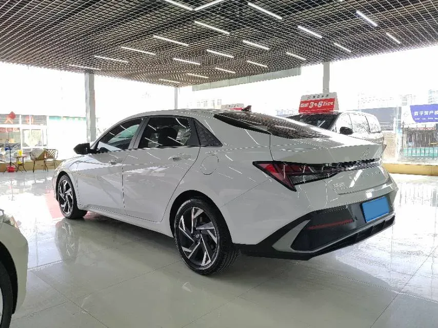 2022 Hyundai Elantra 1.5L 115HP L4 CVT,autocango,china used car exporter,china ev exporter,chinese used car exporter,chinese used ev exporter