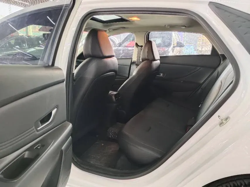 2022 Hyundai Elantra 1.5L 115HP L4 CVT,autocango,china used car exporter,china ev exporter,chinese used car exporter,chinese used ev exporter