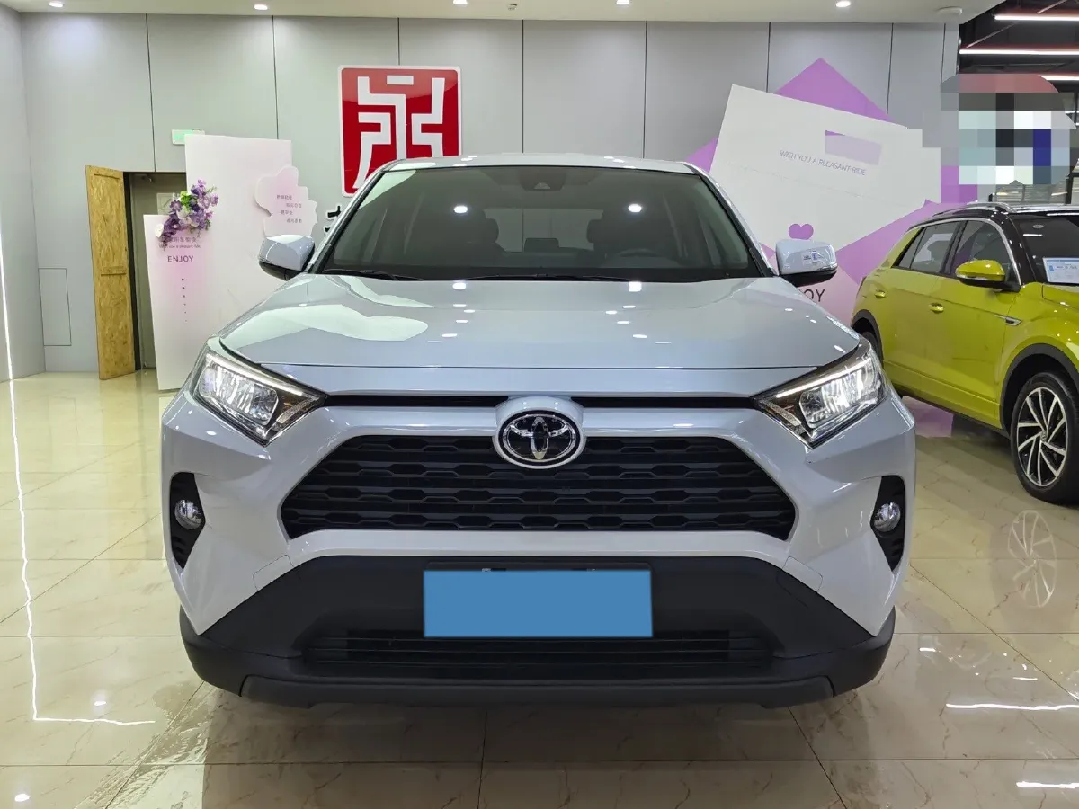 2021 Toyota RAV4 2.0L 171HP L4 CVT,autocango,china used car exporter,china ev exporter,chinese used car exporter,chinese used ev exporter