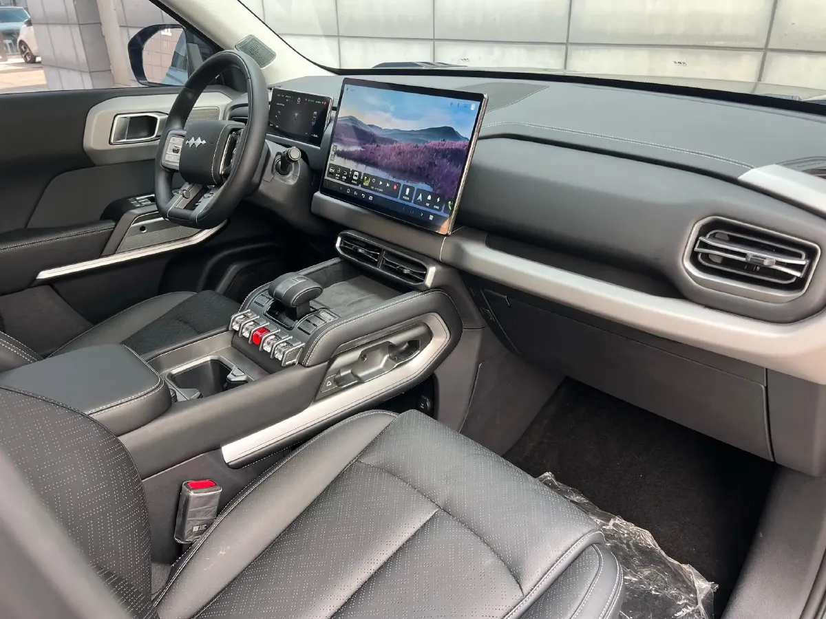 2025 FangChengBao Tai 3 BEV,autocango,china used car exporter,china ev exporter,chinese used car exporter,chinese used ev exporter