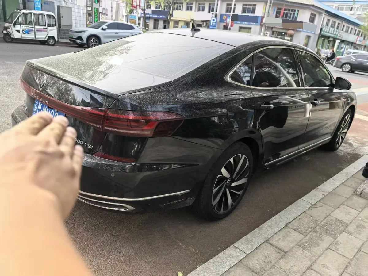 2025 Volkswagen Passat 2.0T 220HP L4 7DCT,autocango,china used car exporter,china ev exporter,chinese used car exporter,chinese used ev exporter