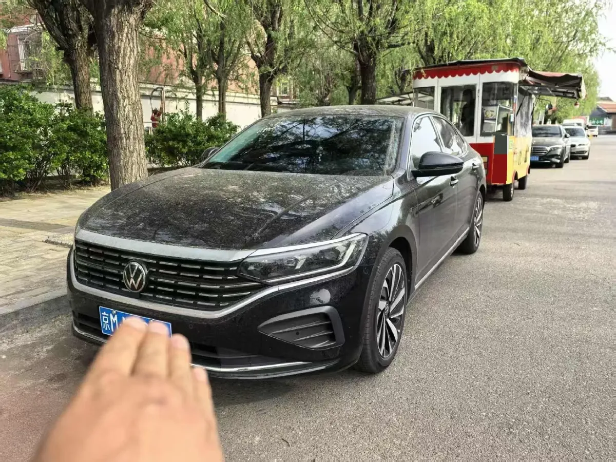 2025 Volkswagen Passat 2.0T 220HP L4 7DCT,autocango,china used car exporter,china ev exporter,chinese used car exporter,chinese used ev exporter