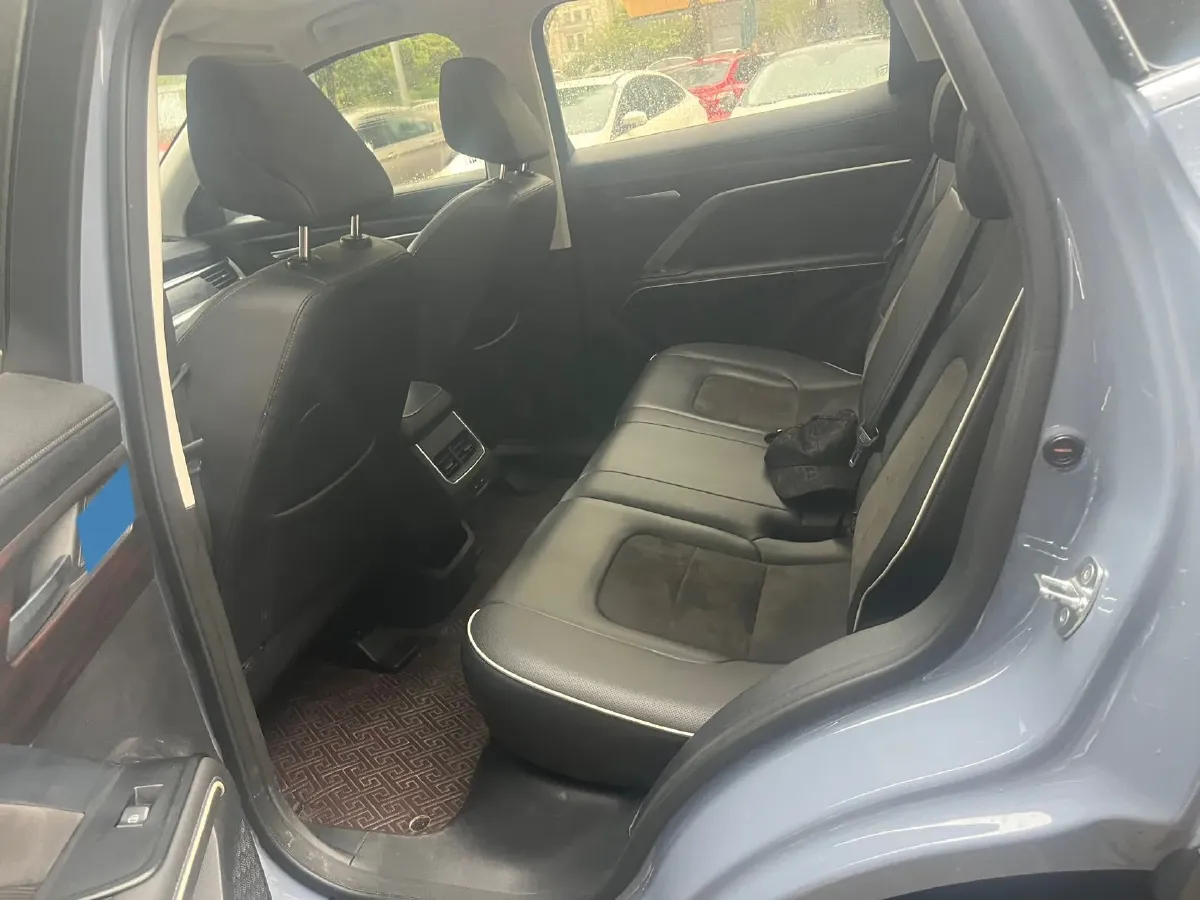 2021 Haval H6 1.5T 169HP L4 7DCT,autocango,china used car exporter,china ev exporter,chinese used car exporter,chinese used ev exporter