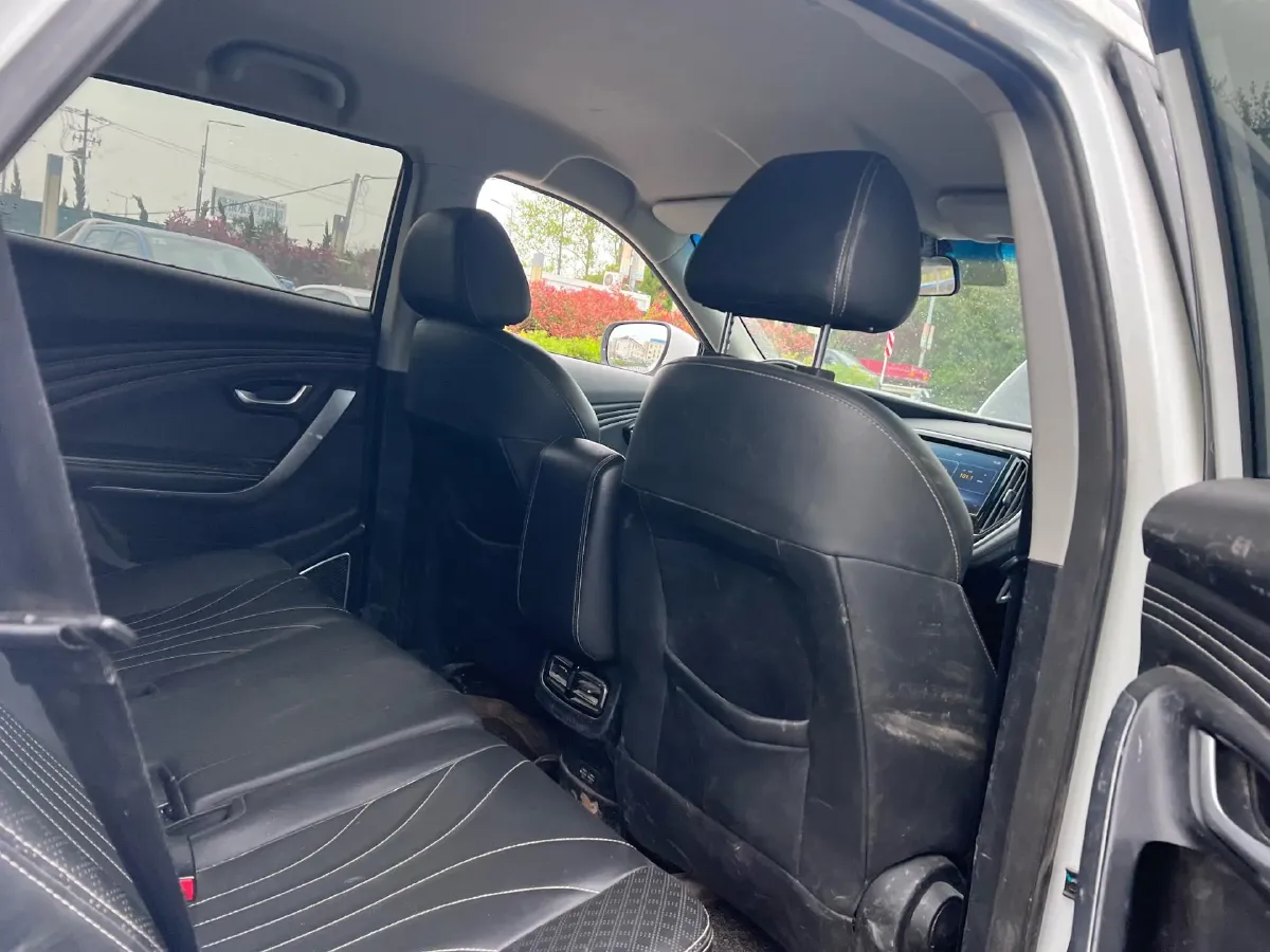 2019 Jetour X70S 1.5T 156HP L4 6DCT,autocango,china used car exporter,china ev exporter,chinese used car exporter,chinese used ev exporter