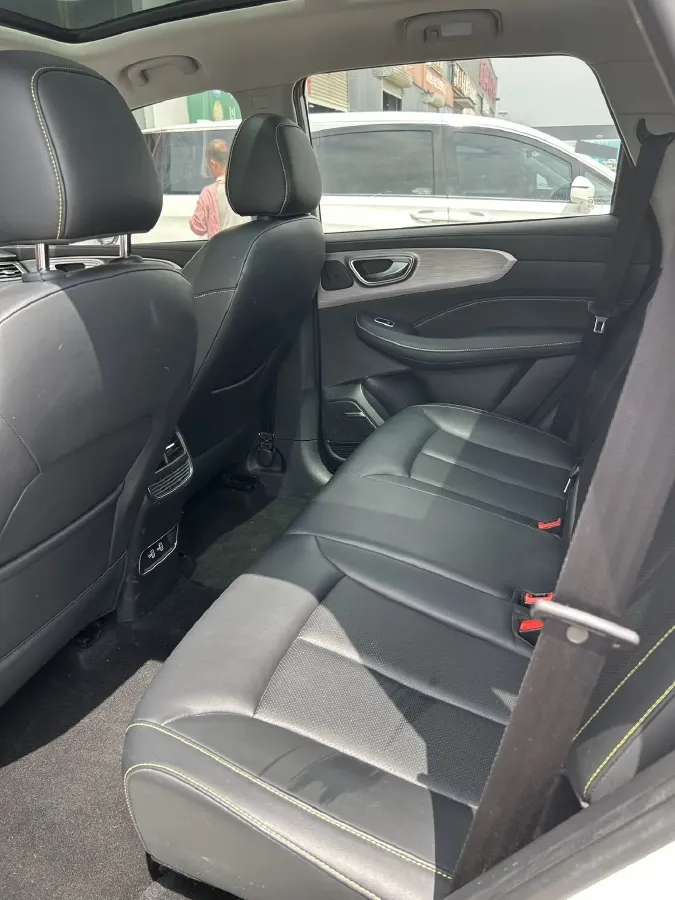 2020 Roewe RX5 1.5T 173HP L4 7DCT,autocango,china used car exporter,china ev exporter,chinese used car exporter,chinese used ev exporter