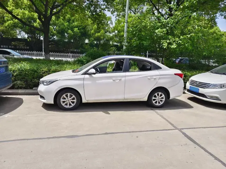 2019 ChangAn Alsvin 1.5L 107HP L4 5DCT,autocango,china used car exporter,china ev exporter,chinese used car exporter,chinese used ev exporter
