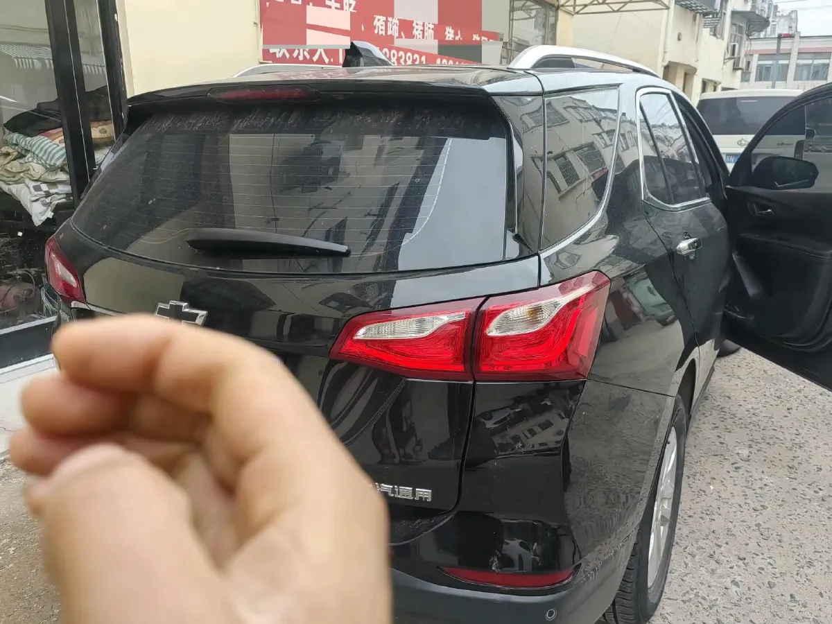 2019 Chevrolet Equinox 1.5T 180HP L4 6AT,autocango,china used car exporter,china ev exporter,chinese used car exporter,chinese used ev exporter