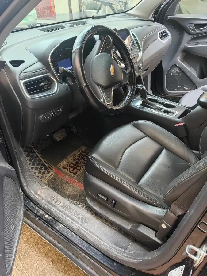 2019 Chevrolet Equinox 1.5T 180HP L4 6AT,autocango,china used car exporter,china ev exporter,chinese used car exporter,chinese used ev exporter