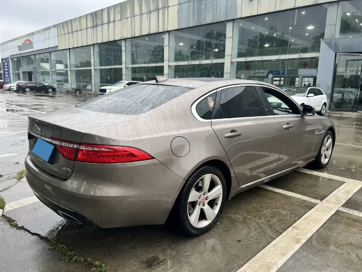 2018 Jaguar XFL 2.0T 200HP L4 8AT,autocango,china used car exporter,china ev exporter,chinese used car exporter,chinese used ev exporter