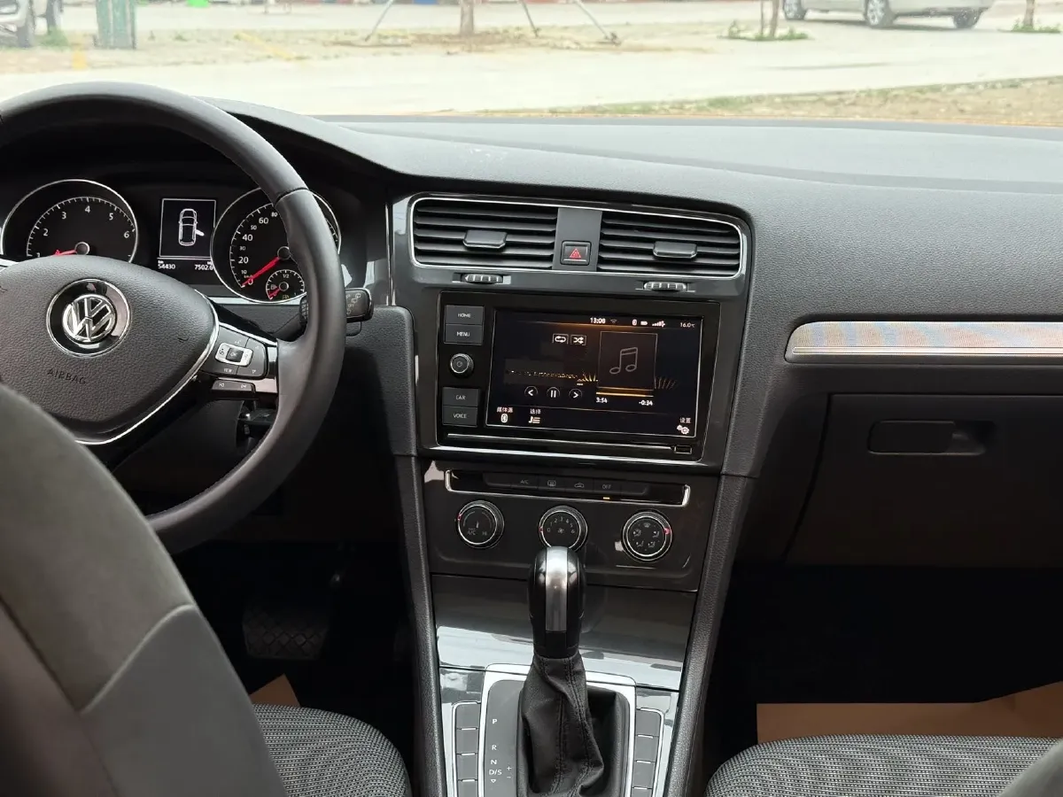 2019 Chery Tiggo 8 1.6T 197HP L4 7DCT,autocango,china used car exporter,china ev exporter,chinese used car exporter,chinese used ev exporter