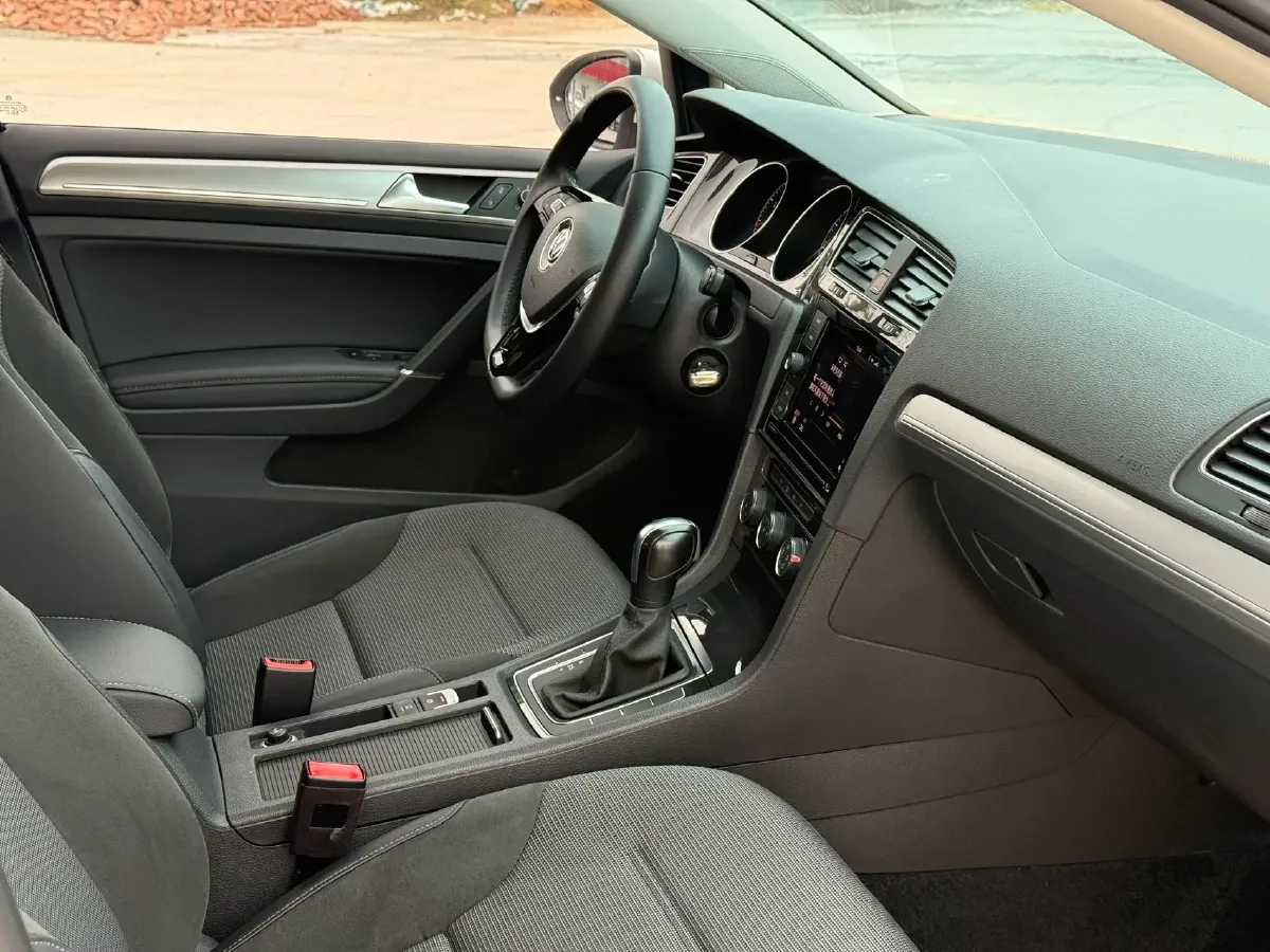 2019 Chery Tiggo 8 1.6T 197HP L4 7DCT,autocango,china used car exporter,china ev exporter,chinese used car exporter,chinese used ev exporter