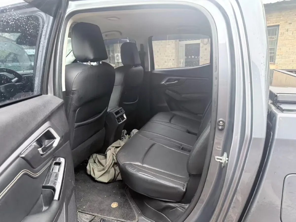 2021 Isuzu D-MAX 1.9T 163HP L4 6AT,autocango,china used car exporter,china ev exporter,chinese used car exporter,chinese used ev exporter