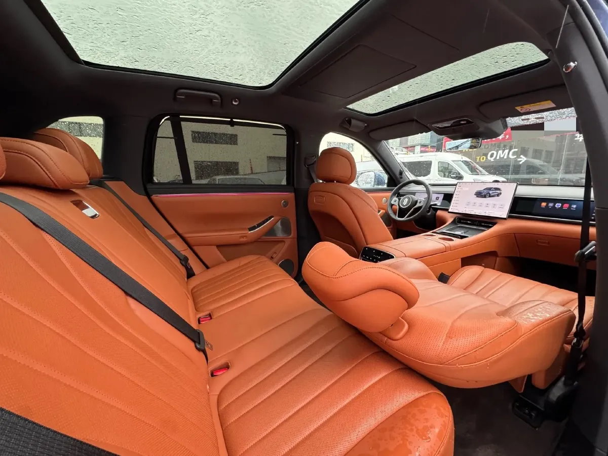 2026 AITO AITO M7 REEV 160HP REEV,autocango,china used car exporter,china ev exporter,chinese used car exporter,chinese used ev exporter