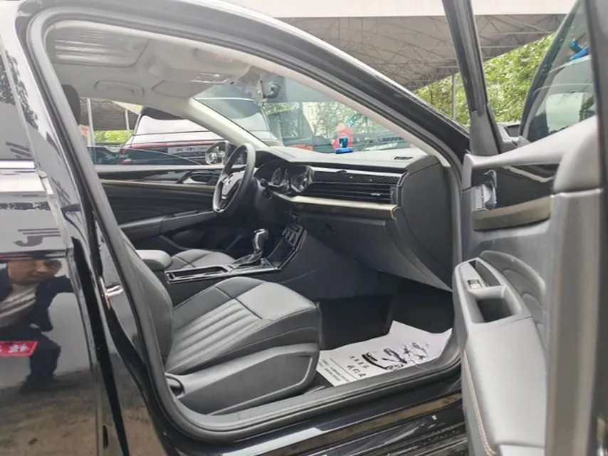 2020 Volkswagen Passat 1.4T 150HP L4 7DCT,autocango,china used car exporter,china ev exporter,chinese used car exporter,chinese used ev exporter