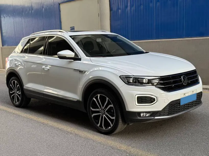 2021 Volkswagen T-Roc 1.4T 150HP L4 7DCT,autocango,china used car exporter,china ev exporter,chinese used car exporter,chinese used ev exporter