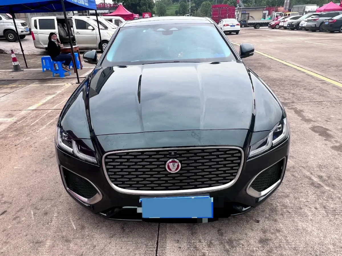 2024 Jaguar XFL 2.0T 250HP L4 8AT,autocango,china used car exporter,china ev exporter,chinese used car exporter,chinese used ev exporter