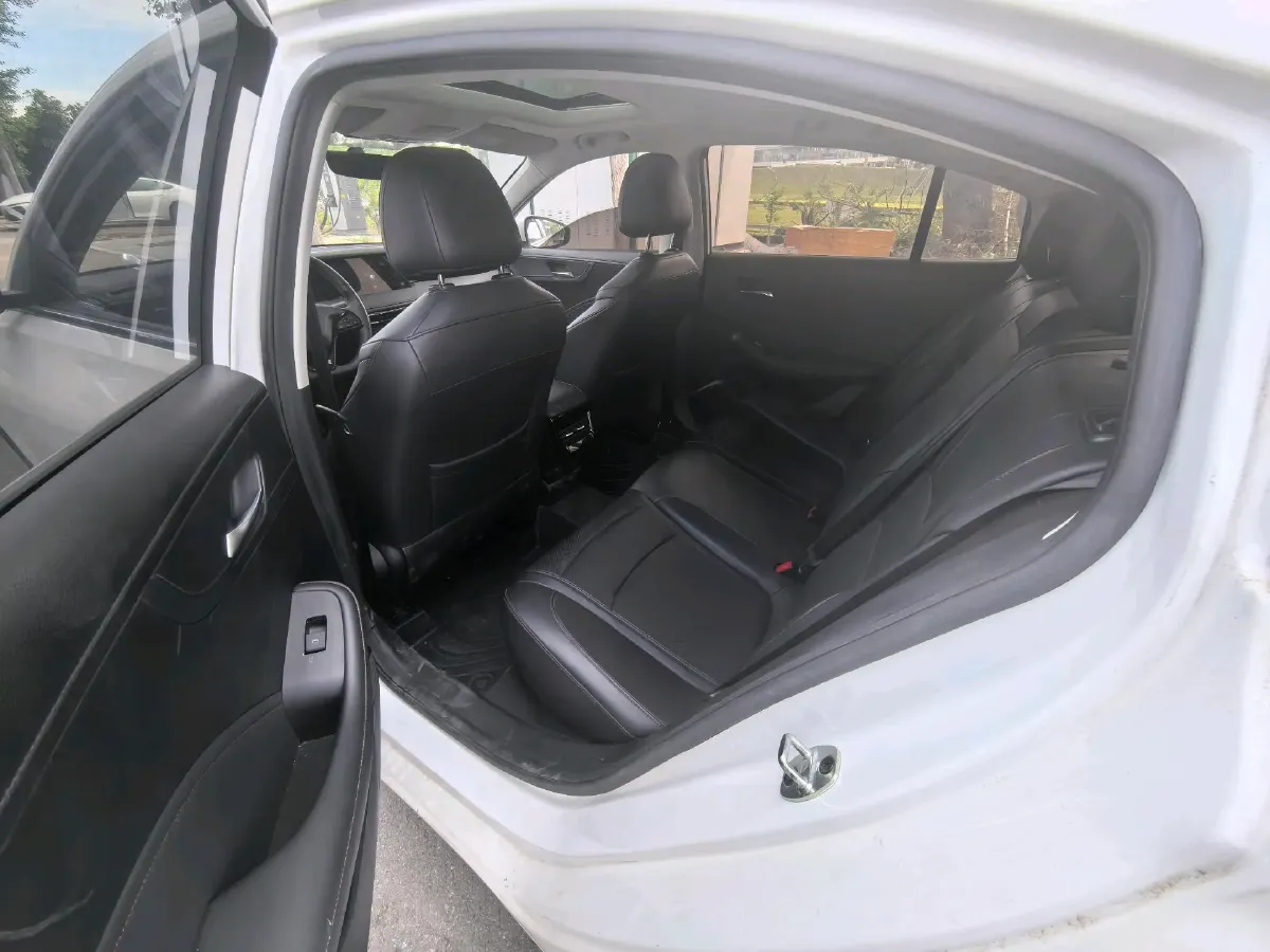 2023 Roewe i5 1.5L 129HP L4 CVT,autocango,china used car exporter,china ev exporter,chinese used car exporter,chinese used ev exporter