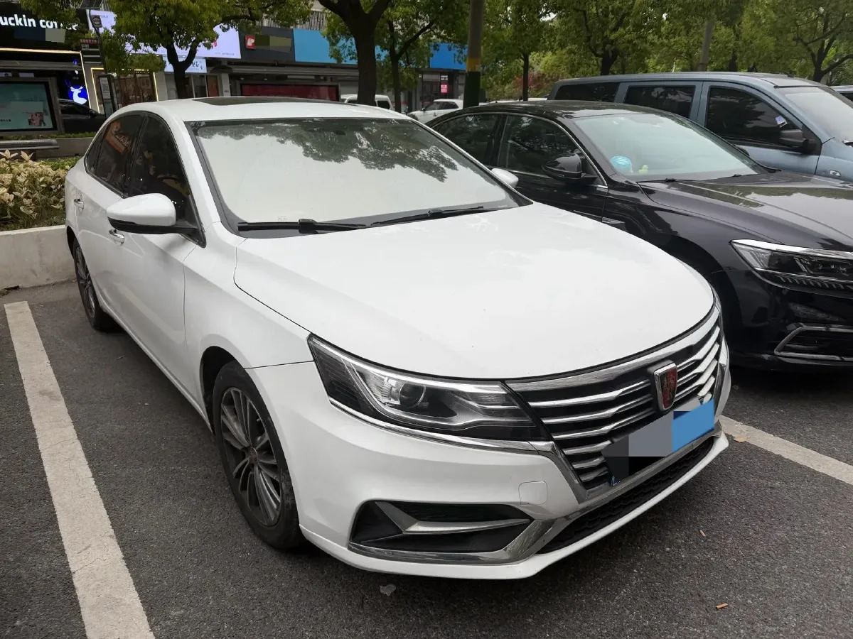 2019 Roewe i6 1.5T 169HP L4 7DCT,autocango,china used car exporter,china ev exporter,chinese used car exporter,chinese used ev exporter