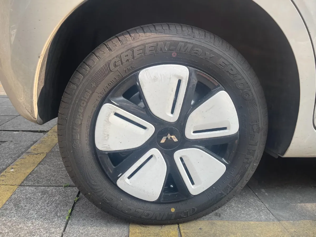 2025 WuLing HongGuang MINI EV BEV 16.2KWH,autocango,china used car exporter,china ev exporter,chinese used car exporter,chinese used ev exporter