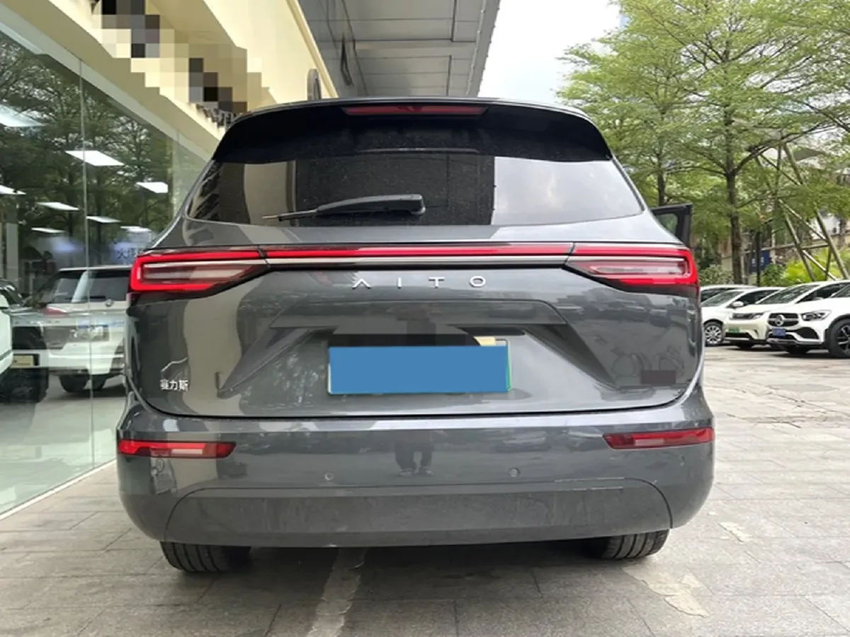 2022 AITO AITO M7 Range Extended 125HP REEV 40KWH,autocango,china used car exporter,china ev exporter,chinese used car exporter,chinese used ev exporter