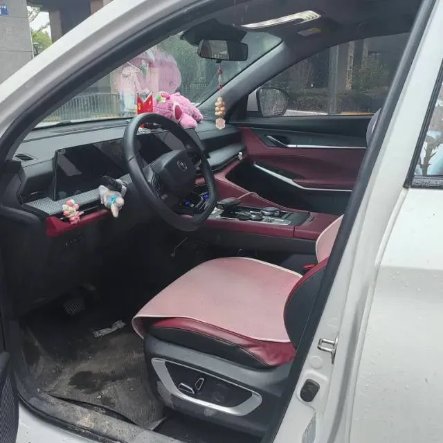 2022 ChangAn CS75 Plus 1.5T 188HP L4 8AT,autocango,china used car exporter,china ev exporter,chinese used car exporter,chinese used ev exporter