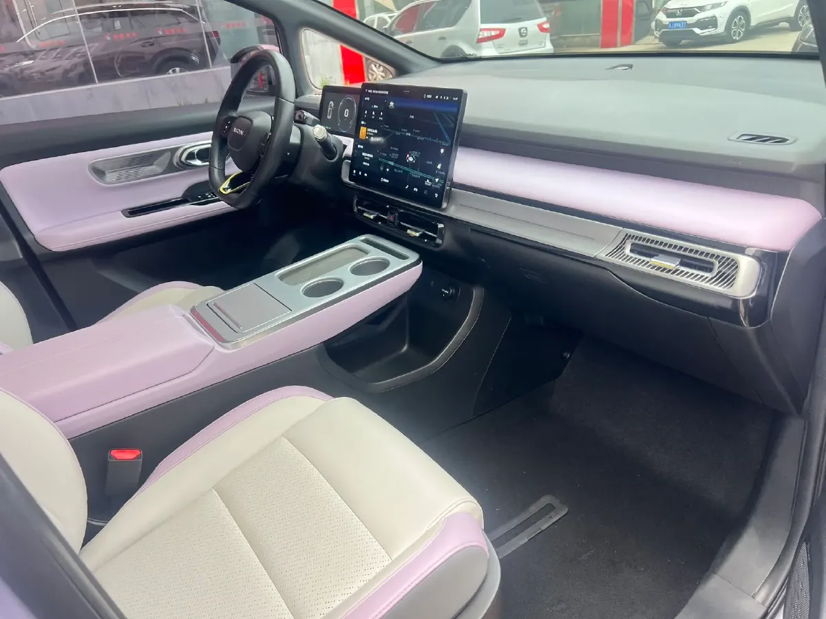 2022 Geely Okavango 1.8T 184HP L4 7DCT,autocango,china used car exporter,china ev exporter,chinese used car exporter,chinese used ev exporter