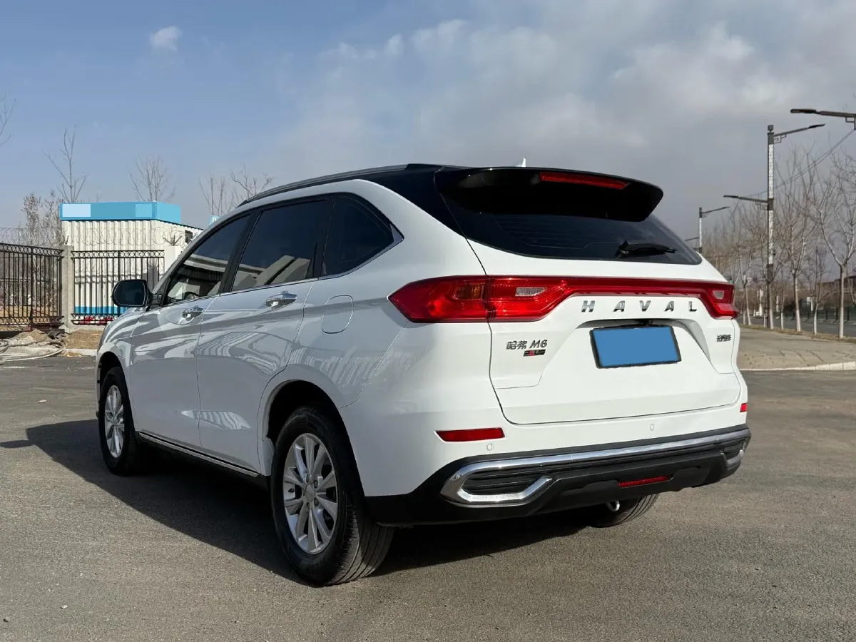 2021 Haval M6 1.5T 150HP L4 7DCT,autocango,china used car exporter,china ev exporter,chinese used car exporter,chinese used ev exporter