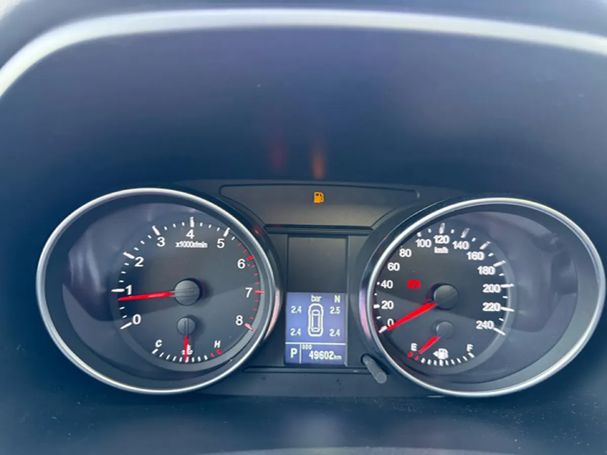 2021 Haval M6 1.5T 150HP L4 7DCT,autocango,china used car exporter,china ev exporter,chinese used car exporter,chinese used ev exporter