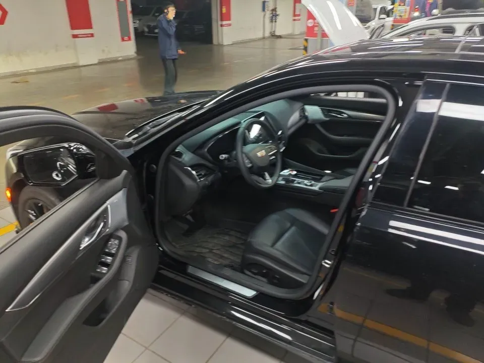 2023 Cadillac CT5 2.0T 237HP L4 10AT,autocango,china used car exporter,china ev exporter,chinese used car exporter,chinese used ev exporter