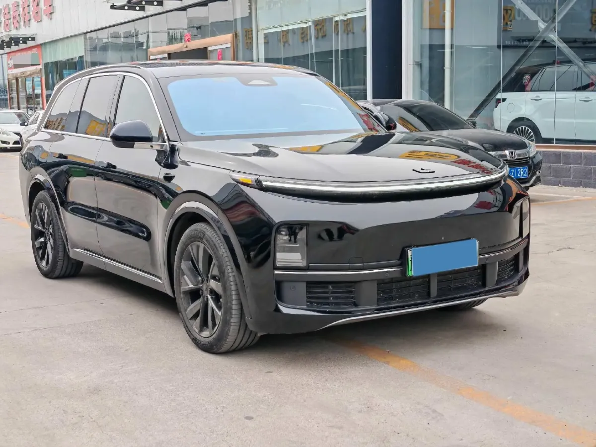 2023 Li L8 Range Extended 154HP REEV 40.9KWH,autocango,china used car exporter,china ev exporter,chinese used car exporter,chinese used ev exporter